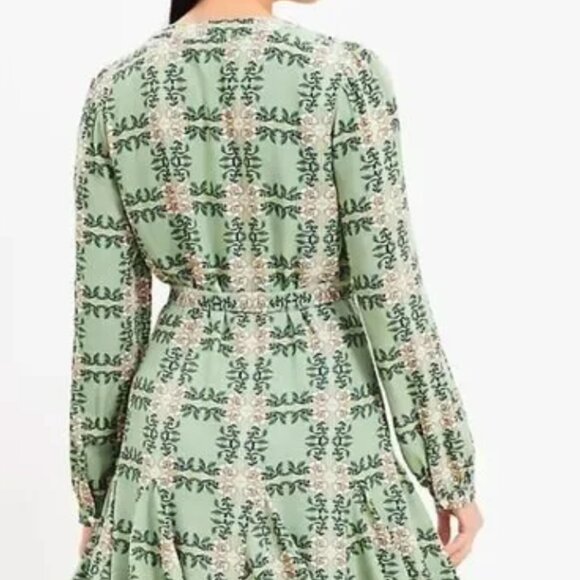 Loft Tiled Vine Godet Dress - Picture 2 of 5